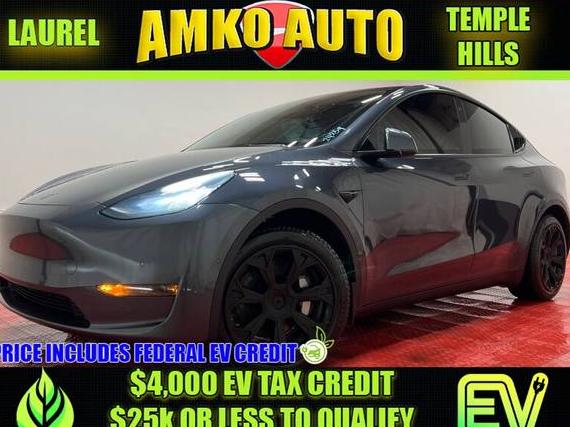 TESLA MODEL Y 2021 5YJYGDEE0MF185569 image